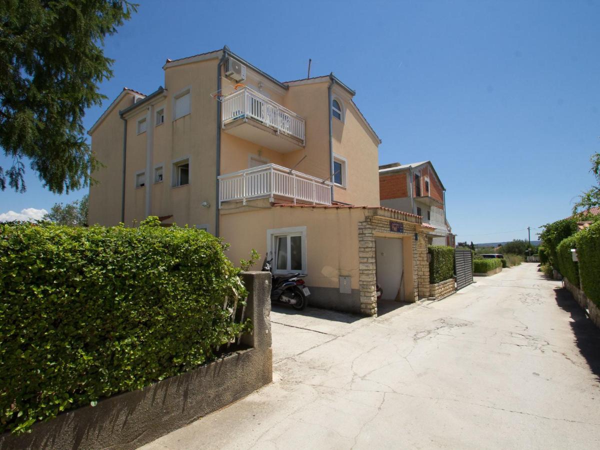 Nice Small Apartment With A Sea View Kastela Exterior photo